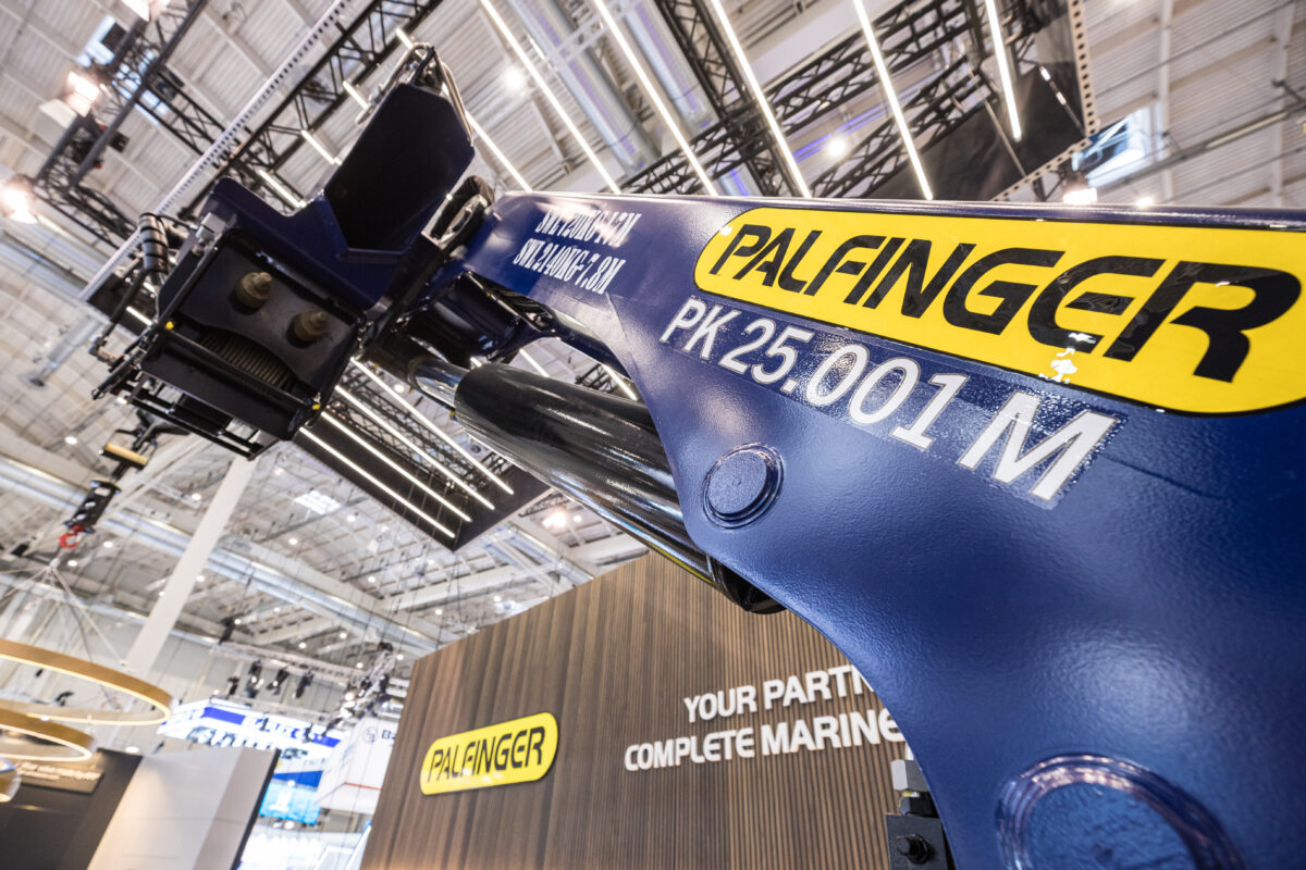 Palfinger Marine DKF2500C-150T