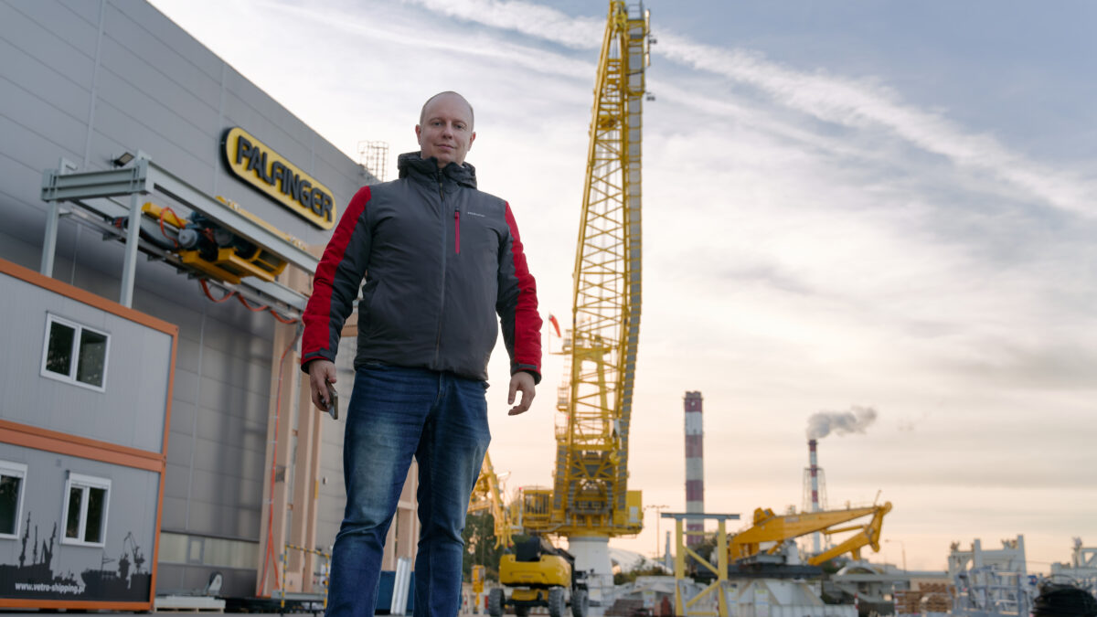 Michael in front on Gdynia production site